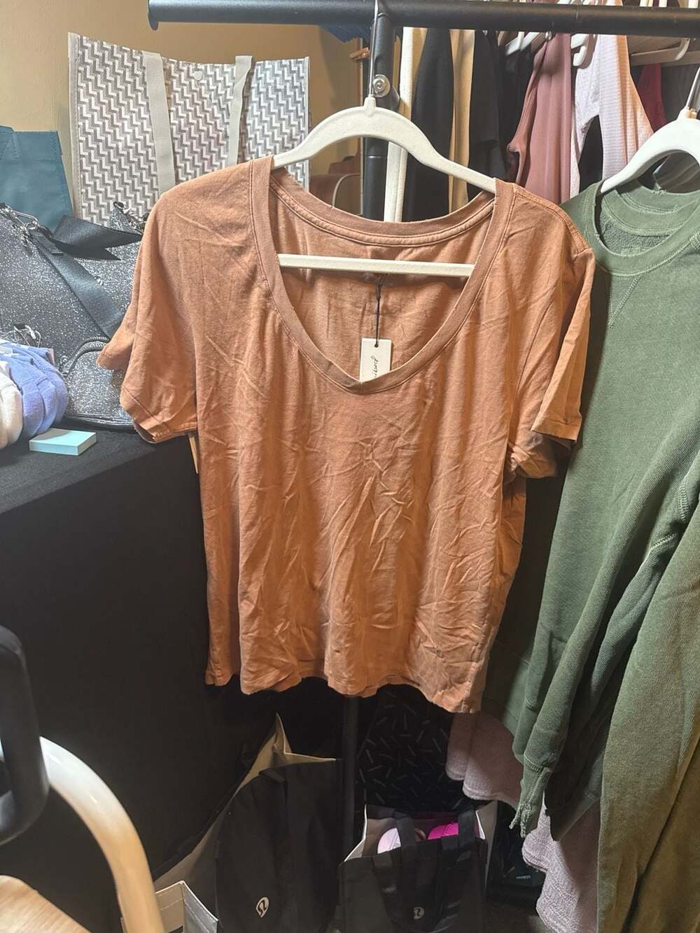 unsubscribed Brown V-Neck Short Sleeve Pocket T-Shirt